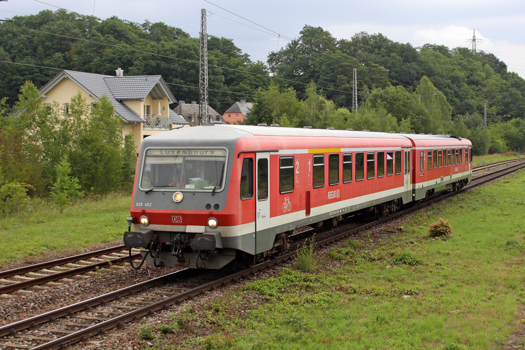 Der 928 462 richtung Luxembourg in Igel am 16,06,11