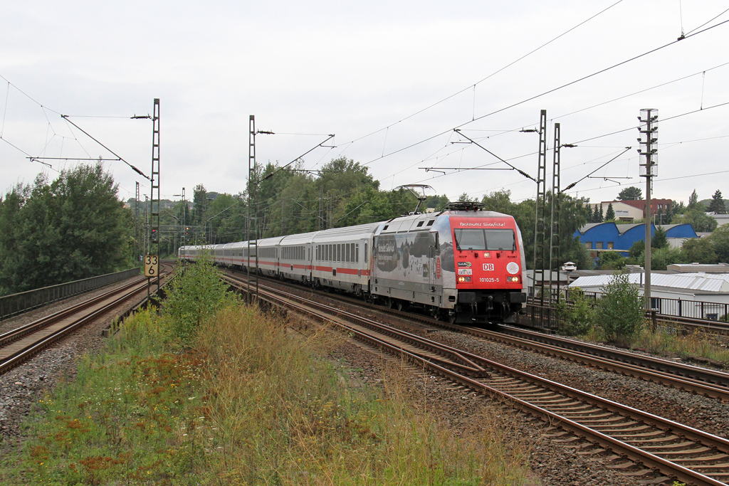 Die 101 025-5 in Wuppertal Sonnborn am 30,08,12