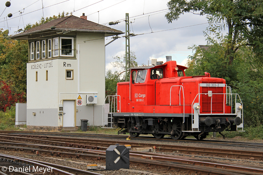 Die 360 303-2 bei der Lokparade im DB Museum Koblenz Lützel am 29,09,12