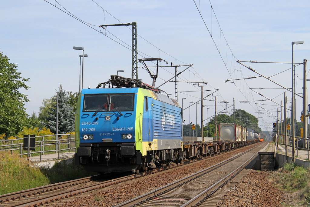 Die ES 64 F4-205 / 189 205 / EU45-205 von PKP Cargo in Jacobsdorf (Mark) am 18,08,12