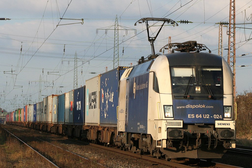 Die ES 64 U2-024 in Ratingen Lintorf am 13.12.09 