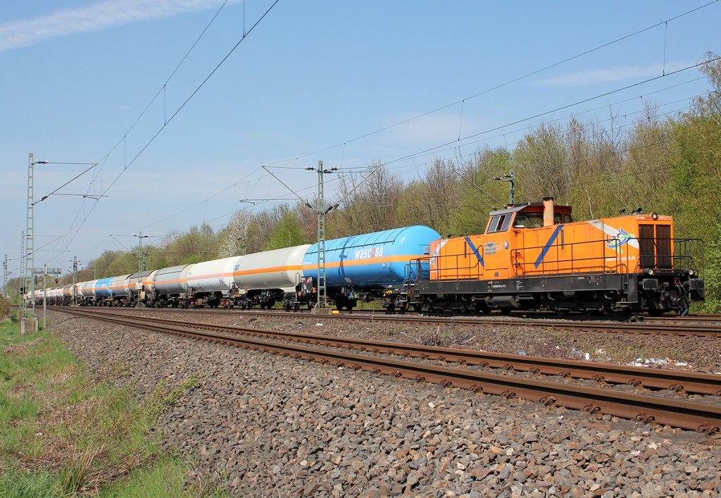 Die Voith Revita Twin 1700CC der BSM mit einem Gaskesselzug in Kln Stammheim am 24.04.2013