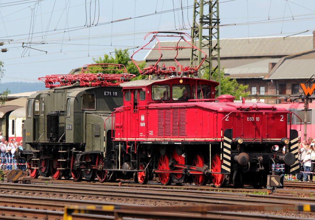 E60 10 mit E71 19 bei der Lokparade im DB Museum Koblenz am 02.06.2012