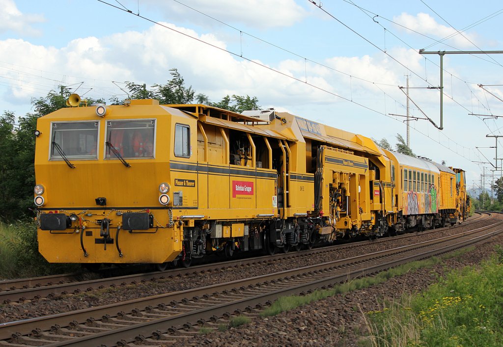 Ein DBG Gleisbauzug in Porz Wahn am 08.07.2011