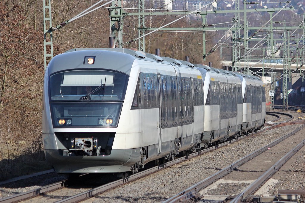 Ersatzverkehr RE13: 3x 642er fahren am 03,03,10 durch Wuppertal Vohwinkel 
