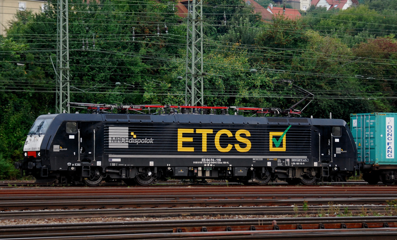 ES 64 F4-115, ETCS, aufgenommen am 02.09.11, bei der Durchfahrt durch Treuchtlingen.