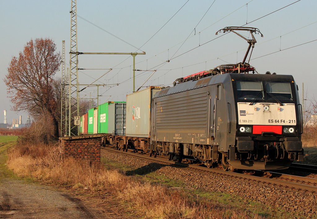ES 64 F4-211 in Porz Wahn am 31.01.2012