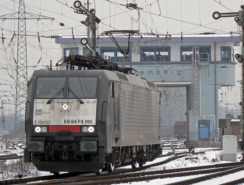 ES 64 F4 992 (189 099) verlsst den Gbf Kln Gremberg als Lz. am 27.01.2010