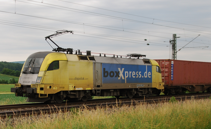 ES 64 U2-008, boxxpress, aufgenommen am 20.06.12, bei Treuchtlingen.
