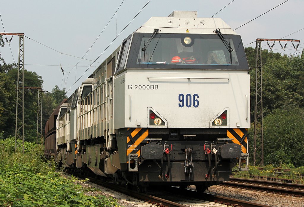 Lok 906 und 907 der Euro Cargo Rail in Duisburg Neudorf am 27.07.2011