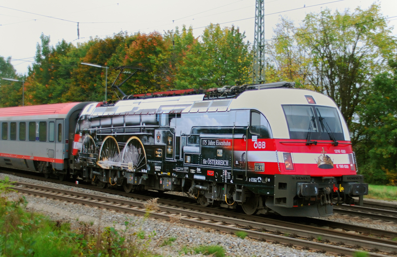 Portrait 1216 020, 175 Jahre Eisenbahn für Österreich, aufgenommen am 01.10.12, in Aßling.