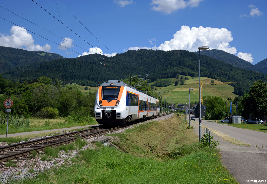 1442 151-5  ET 151  als SWE 72528 (Münstertal - Bad Krozingen) am 18.07.2016 in Münstertal.
