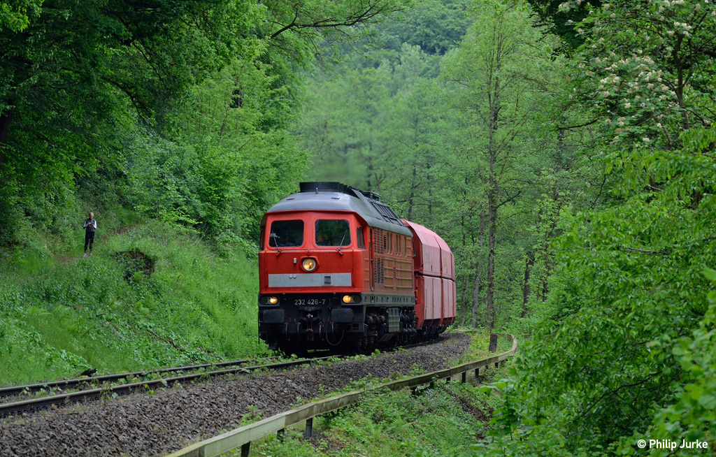 232 426-7 mit dem GM 47751 (Beverwijk - Rohdenhaus) am 25.05.2015 bei Hofermühle.
