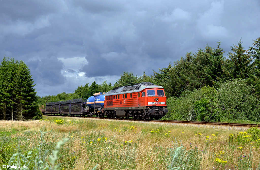 232 635-3 mit dem EZ 47409 (Fredericia - Maschen Rbf) am 23.07.2015 zwischen Brøns und Skærbæk.
