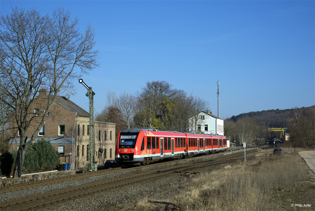 620 014-0 als RB 11415 (Köln Messe/Deutz - Kall) am 18.02.2018 in Satzvey.
