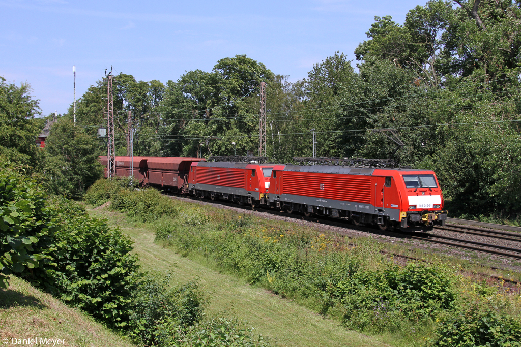 Die 189 042-5 und 189 033-4 in Ratingen Lintorf am 03.07.2014