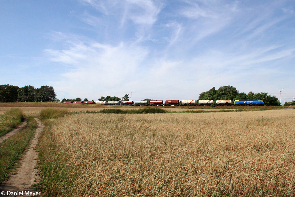 Die ES 64 F4-805 / 189 805 / EU45-805 von PKP Cargo bei Jacobsdorf am 16.08.2013