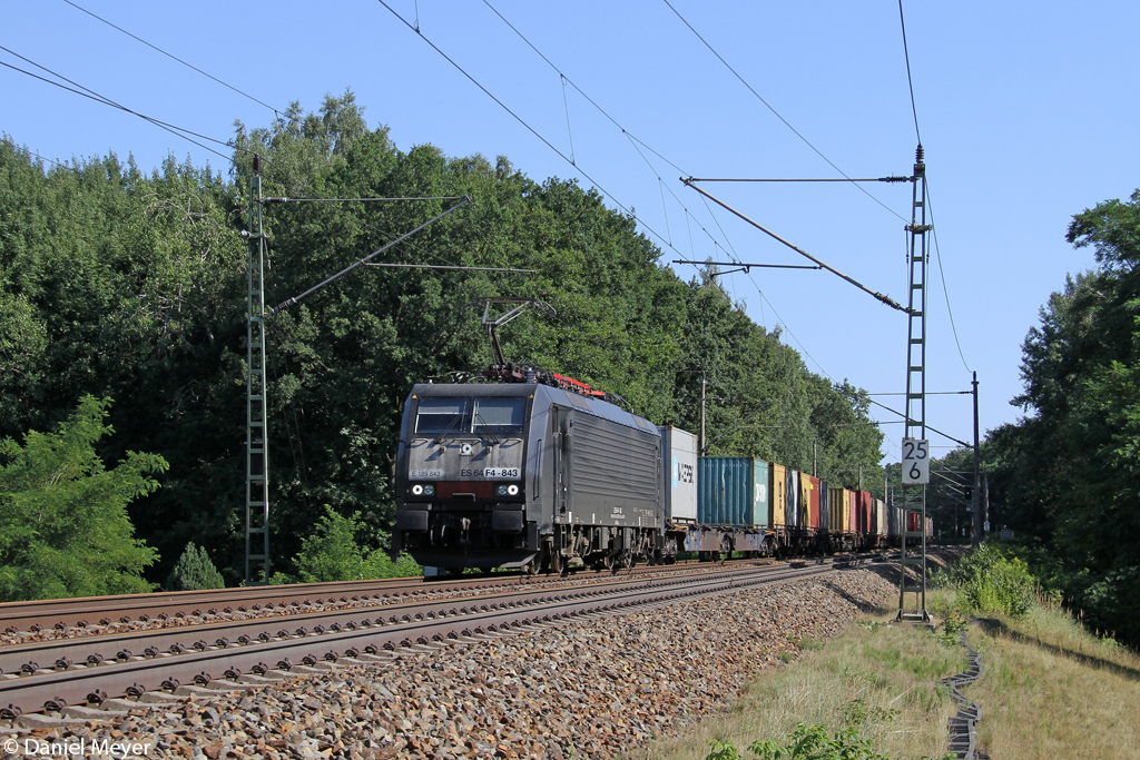 Die ES 64 F4-843 ( 189 843 ) in Erkner am 02.08.2013 