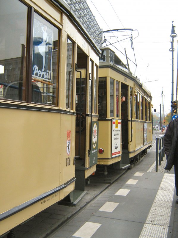 Hist. Strassenbahnzug T20 in Berlin, Themenfahrt 12.10.2008
