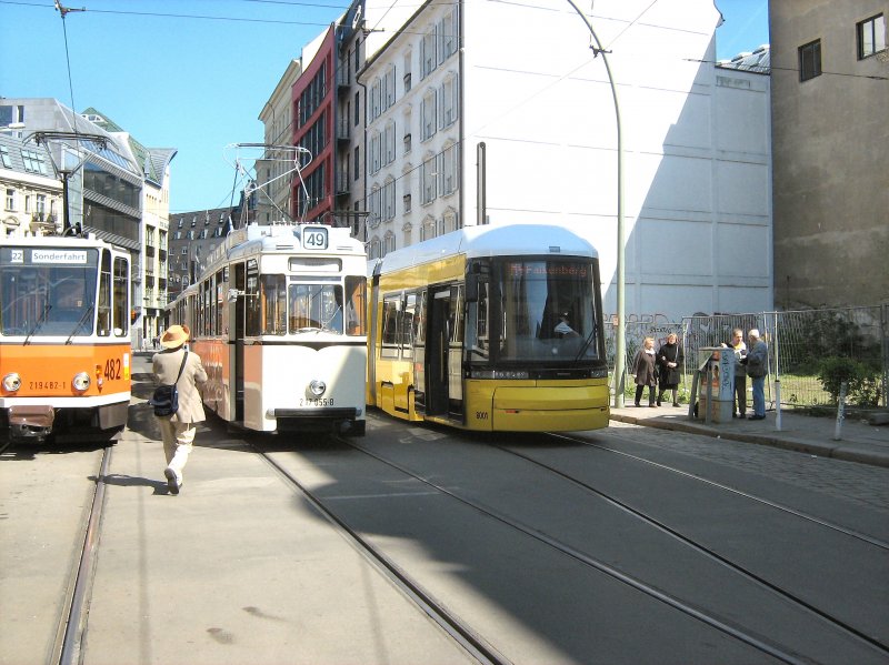 REKO-Zug zwischen TATRA und FLEXITY, 19.4.2009