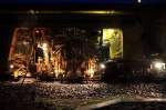 Zu den Letzten Arbeiten auf der Strecke zwischen Duisburg und Ratingen in hhe Lintorf kamen noch der Stopfer und der Besen zum Einsatz. Aufgenommen am 11.01.2011. Leider hatte ich kein Stativ zur Verfgung