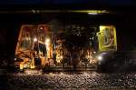Zu den Letzten Arbeiten auf der Strecke zwischen Duisburg und Ratingen in hhe Lintorf kamen noch der Stopfer und der Besen zum Einsatz. Aufgenommen am 11.01.2011. Leider hatte ich kein Stativ zur Verfgung