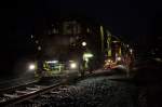Zu den Letzten Arbeiten auf der Strecke zwischen Duisburg und Ratingen in hhe Lintorf kamen noch der Stopfer und der Besen zum Einsatz. Aufgenommen am 11.01.2011. Leider hatte ich kein Stativ zur Verfgung