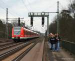 Ich glaube in Köln gibts bald einen neuen 423 der S-Bahn München. Er durchfährt als S1 die Brücke am Waldstadion doch dann hätte er sich ganz schön verfranzt.

