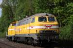 Die Wiebe 216 122-2 zwischen Tiefenbroich und Lintorf am 05.05.2010