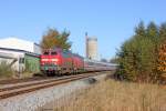 218 307-7 und 218 385-3 mit dem IC 2311 Westerland-Stuttgart am 27.10.12 in Lunden