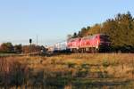 218 363-0 und 218 314-3 mit dem IC 2073 Westerland-Berlin am 27.10.12 in St.Michaelisdonn