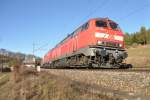 218 456-2 und eine weitere 218 ziehen den IC Allgu ber die Schwbische Alb; Fotostandpunkt nahe Urspring, am 1. Mrz 2010.