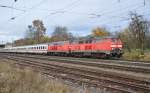 218 492-2 und 218 431-5 ziehen den IC Allgu bei Beimerstetten in Richtung Ulm bzw. Oberstdorf, am 7. Nov. 2009.