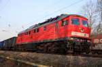 Die 232 553-8 in Duisburg am 04.03.2011