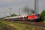 Eine Railion BR 232 in Lintorf im berholgleis auf der Gegenseite am 03.08.2009
