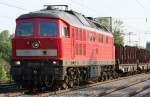 Die altbelftete & lautstarke 232 533-8 zieht einen Gz durch Duisburg Neudorf am 20.05.2010
