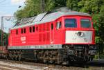 Die saubere 232 908-4 durchfhrt Duisburg Neudorf am 28.05.2010