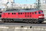 Die 232 428-3 steht ebenfalls Lz in Dsseldorf HBF am 16.06.2010 Was ein riesiges Paket!!