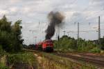 Lintorf unter Dampf. Die 232 230-3 gibt ordentlich Gas.