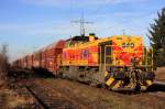 Die MAK1206 - 549 der E&H wartet in Lintorf auf die Weiterfahrt nach Wlfrad. Hinten angehangen ist noch die 541 der E&H. Aufgenommen in Lintorf am 09.02.2011