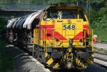 Die 548 der E&H durchfhrt Duisburg Neudorf mit dem Kalkzug und der 547 im Schlepp am 08.07.2010 Besten Gru an den Kollegen
