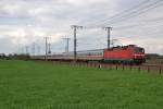 120 156-5 mit dem IC 2407 Flensburg-Kln am 27.4.12 in Neumnster Gartenstadt