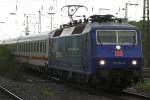 BR 120/68832/der-zdf-express-120-151-am Der ZDF Express (120 151) am 2.5.10 bei der Einfahrt in Duisburg Hbf