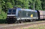 Die ehemalige Neubauer 185 573-3, jetzt NIAG auf ihrem Weg durch Lintorf. Aufgenommen am 01.06.2011