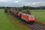 Am 9.8.11 befhrt 185 243-3 mit einem Gterzug Richtung Sden die Hamburger Gterumgehenug bei Ramelsloh