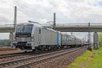 br-193-vectron/267314/railpool180s-193-803-4-mit-einem-fussballsonderzug Railpool´s 193 803-4 mit einem Fussballsonderzug (Stuttgart - Gelsenkirchen) bei Porz(Rhein) am 11.05.2013