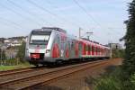 Der 422 061-2 als S9 nach Wuppertal Hbf in Neviges am 16,09,11 