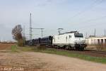 E37 511 mit einem Gterzug Richtung Troisdorf am 17.04.13 bei Porz-Wahn