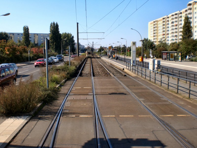 Tw 5984 folgt dem vorausfahrenden Tw 3802 bei der Sonderfahrt nach Falkenberg, Berlin Sommer 2007